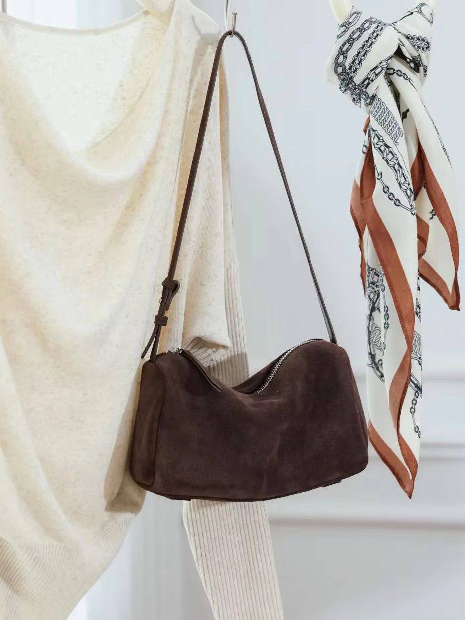Matte Suede Cow Leather Cylind - Women Bags 2026 Trends 评论和价格