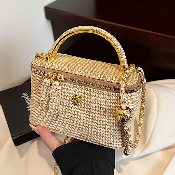 2026 New Woven Pattern Box Bag - Women Bags 2026 Trends 评论和价格